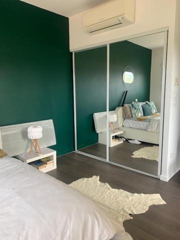 Chambre D'Hotes The Yellow Cube 오비에르 외부 사진